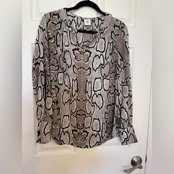NWOT CAbi python design size small blouse. - Picture 1 of 5